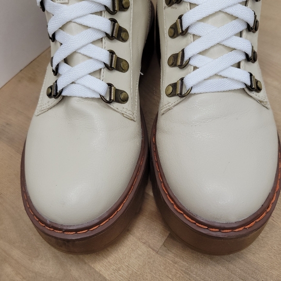 Circus By Sam Edelman Sanders 2 Platform lug sole Boot size 8 - Picture 6 of 12